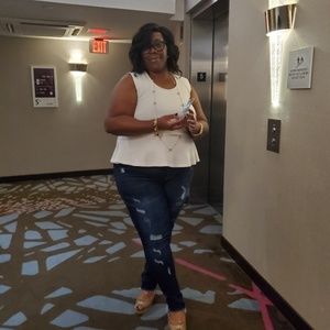 Meet your Posher, Barbara